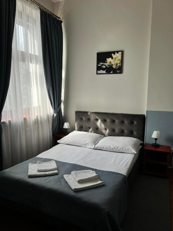 Hotel Park Opoczno ภายนอก รูปภาพ