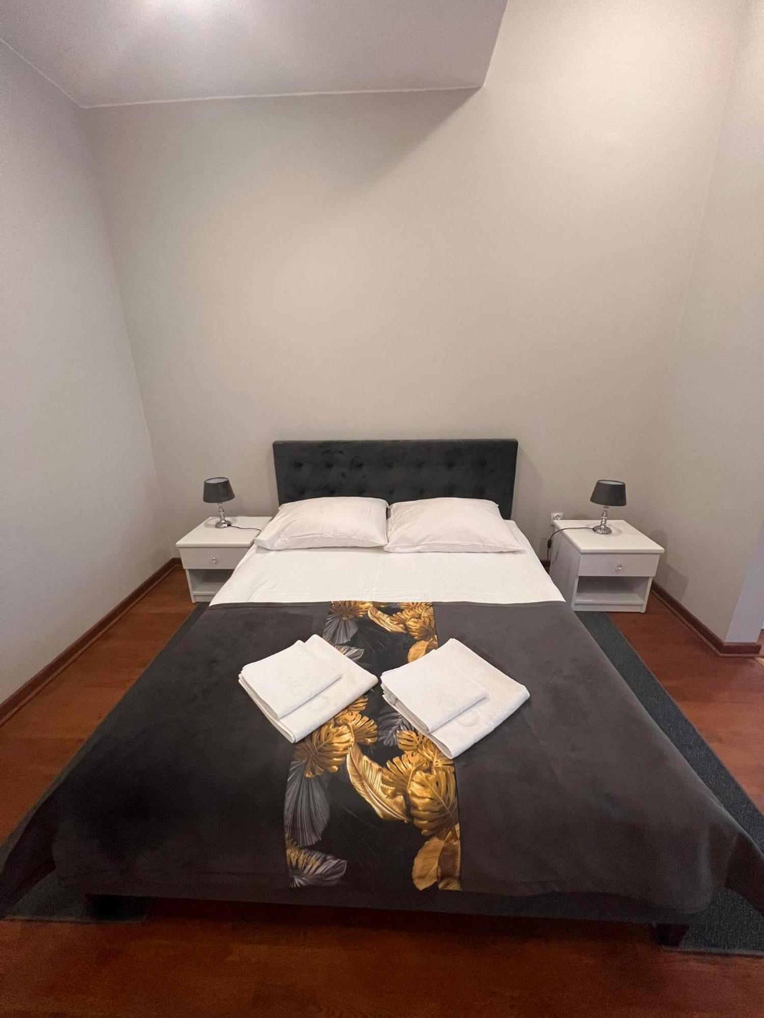 Hotel Park Opoczno ภายนอก รูปภาพ